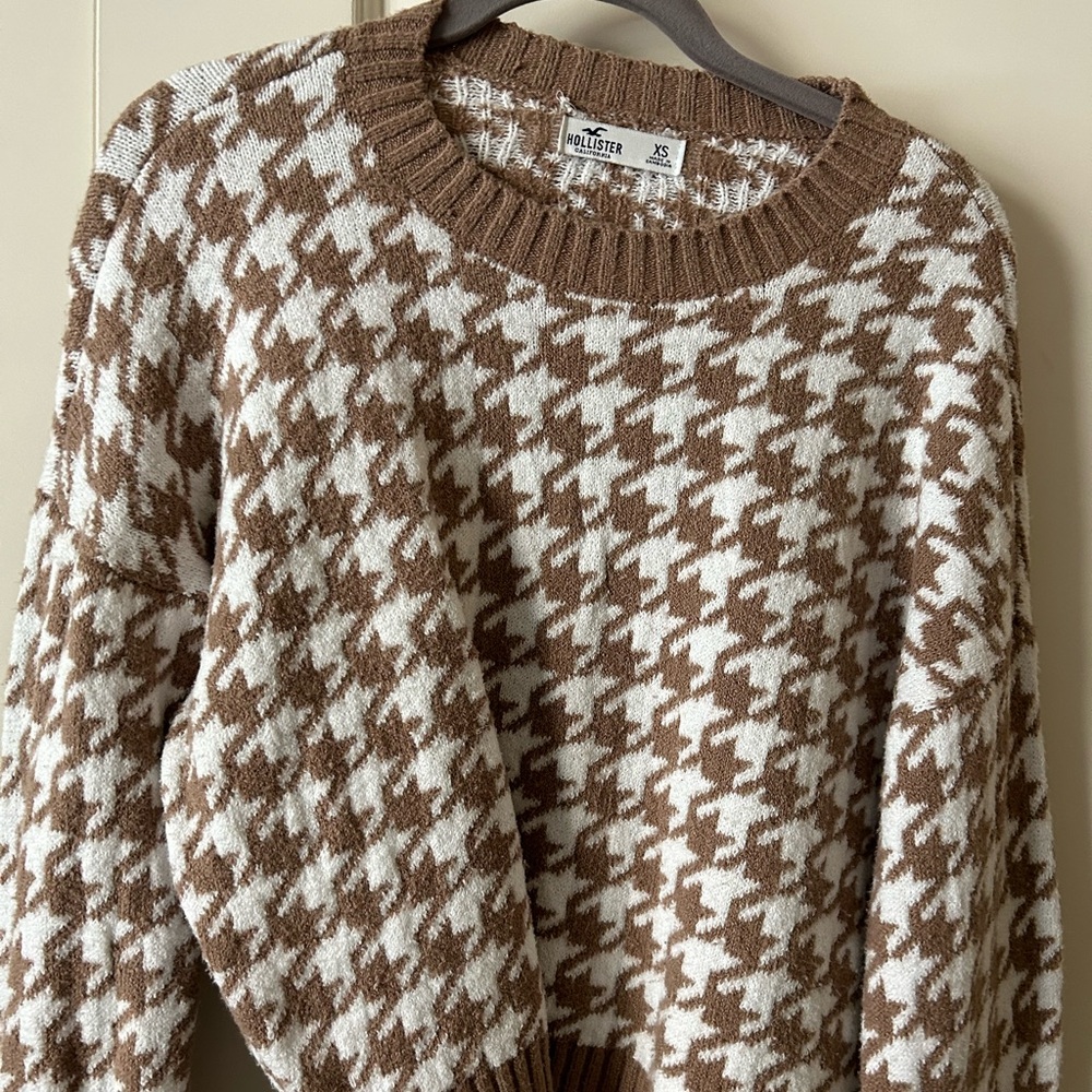 Hollister Sweater